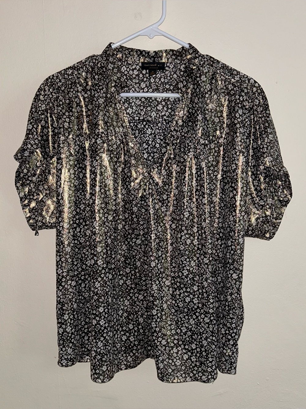 Current Air Iridescent Floral Short Sleeve Blouse